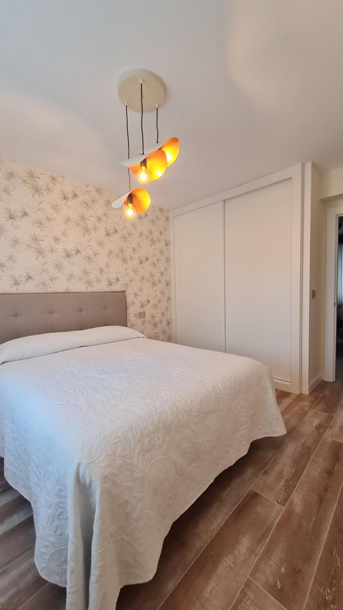 Apartment La Avenida Burgo